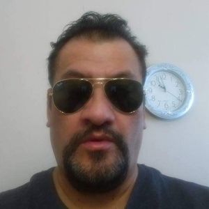 Meet your Posher, Juan pablo.